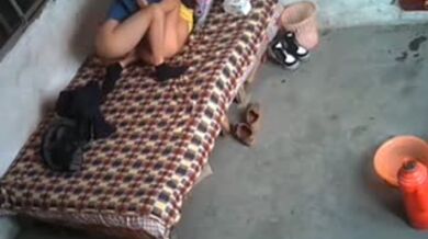 媚黑绿奴中国女留学生被大屌黑鬼玩弄爆干内射，回来废物绿冒男友再刷锅内射！白浆到处都是！