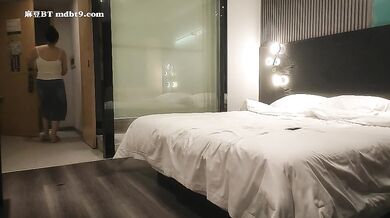 网约极品小少妇妩媚风骚情趣黑丝白嫩翘臀